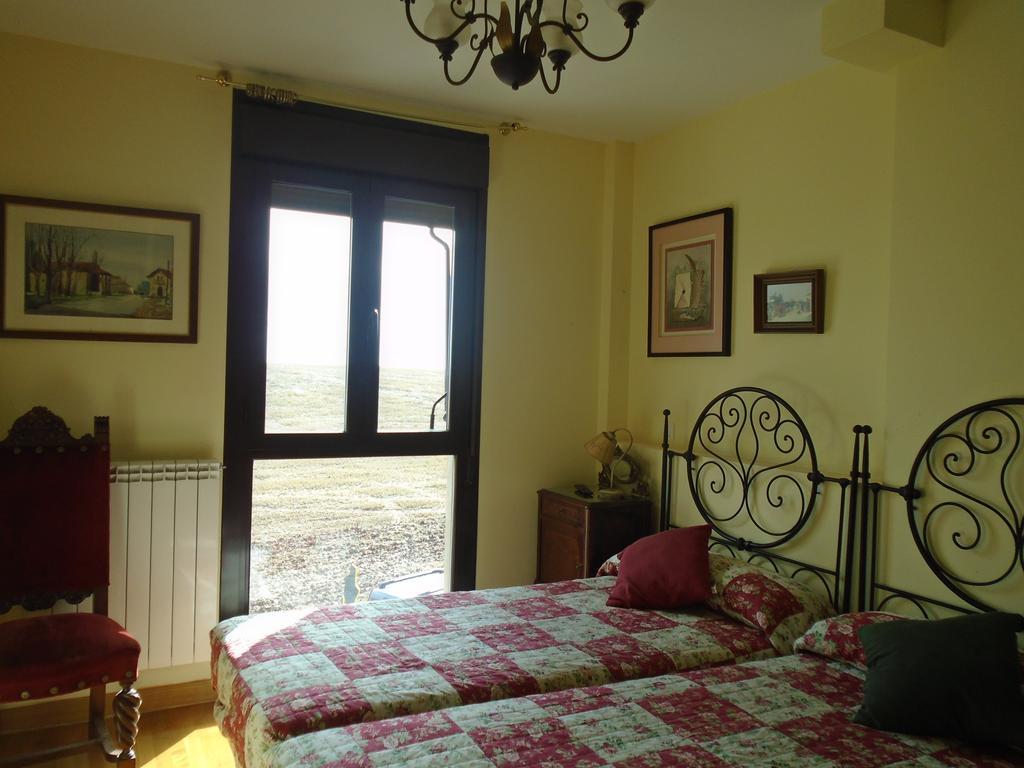 Albergue Victoria Cirueña Esterno foto